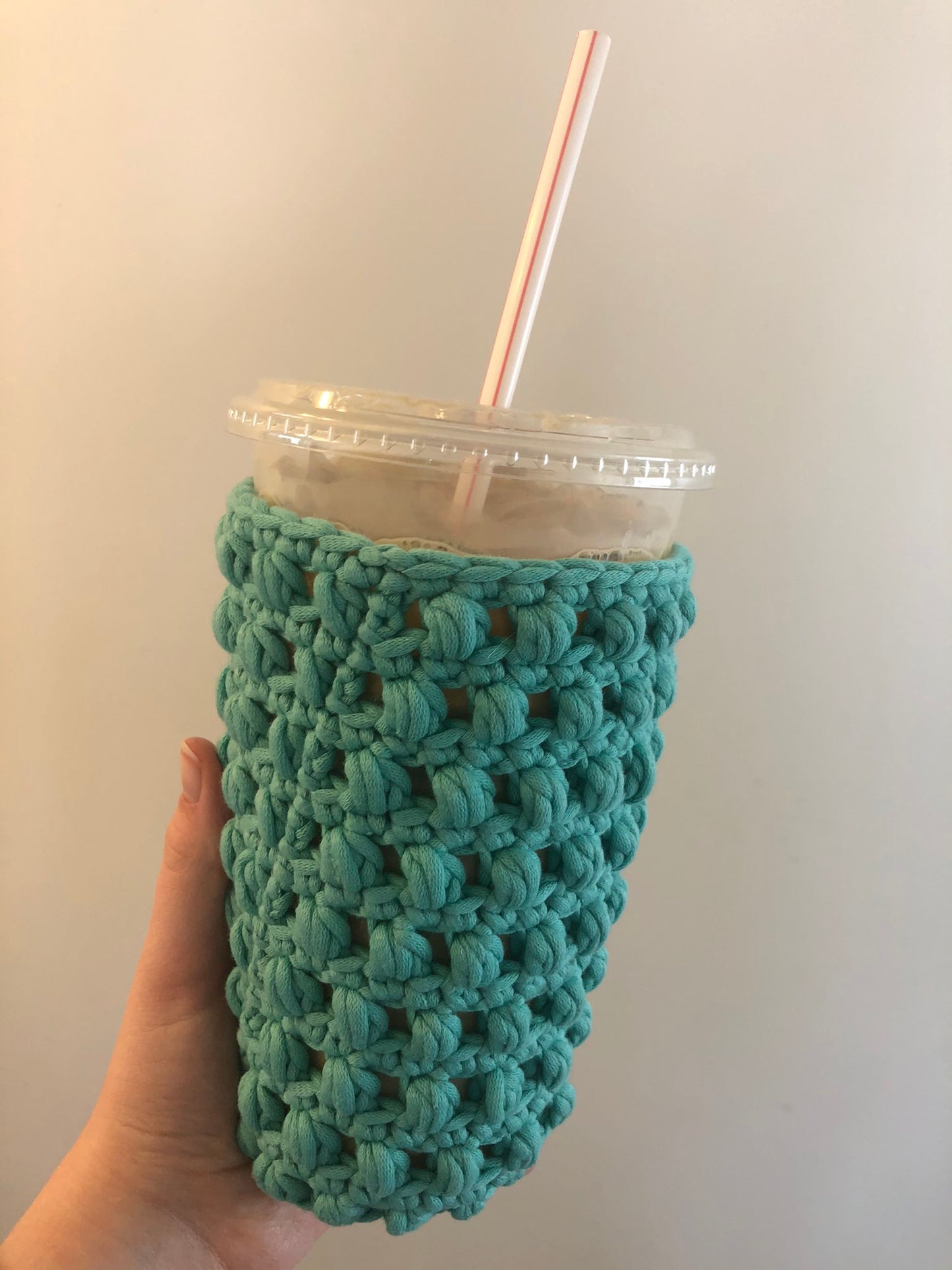 blue iced coffee cozy. beverage koozie.