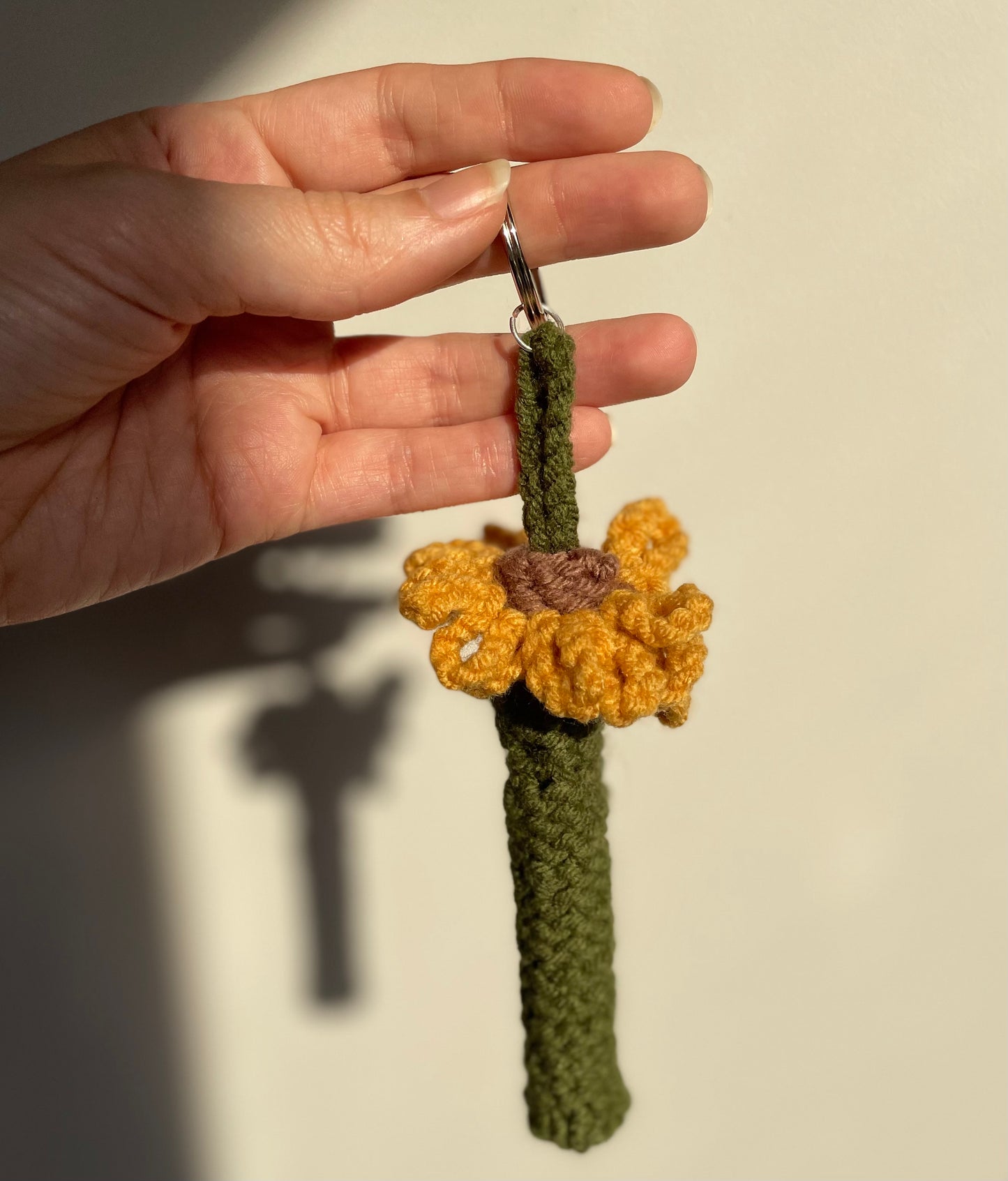 Sunflower Vape Holder Keychain Crochet Pattern (Digital Download)