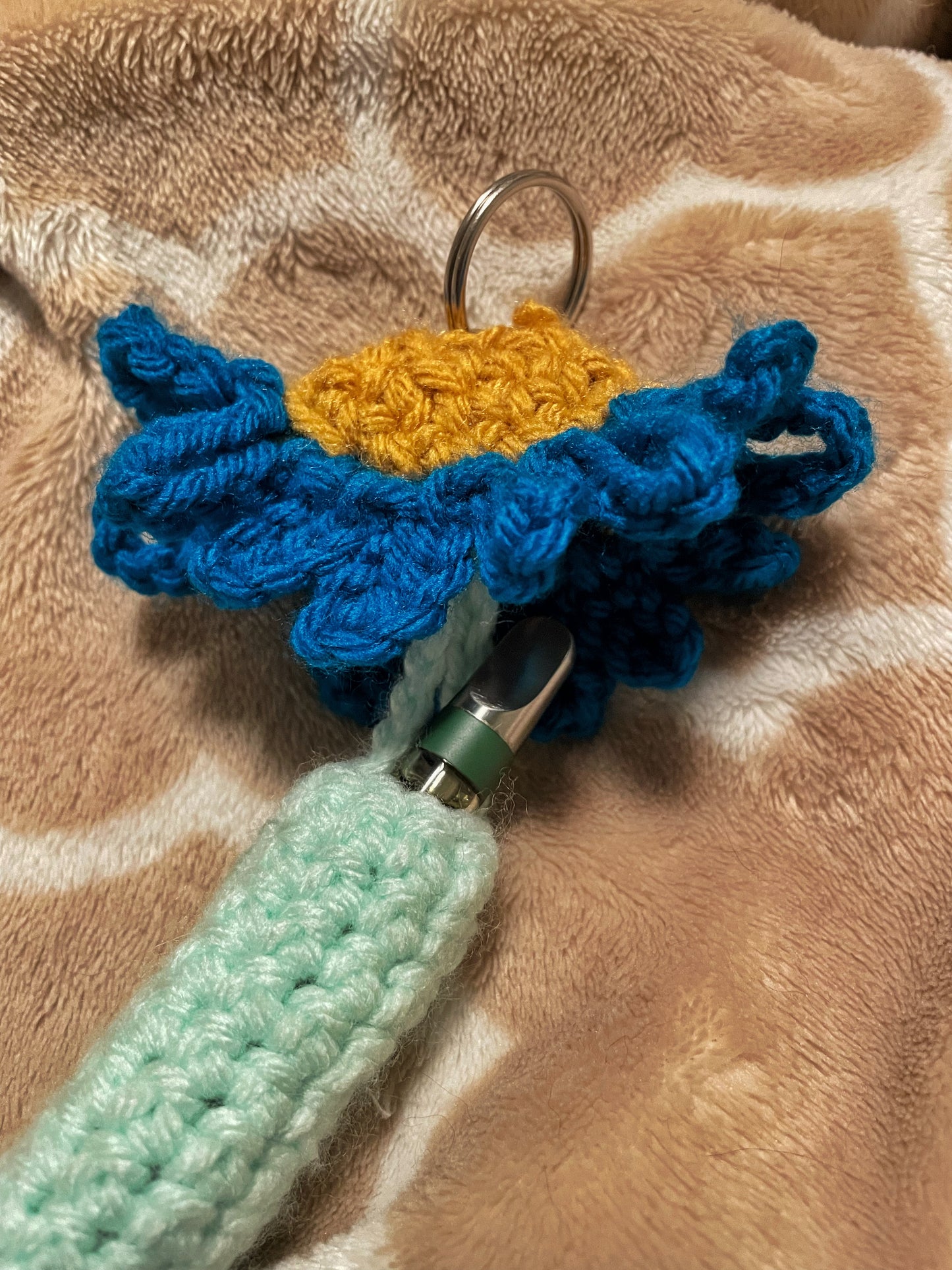 Sunflower Vape Holder Keychain Crochet Pattern (Digital Download)