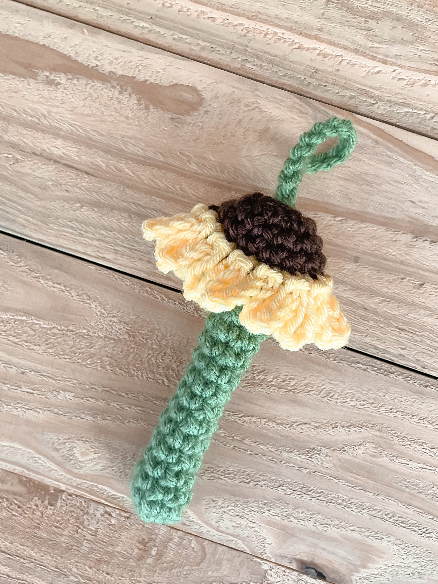 Sunflower Vape Holder Keychain Crochet Pattern (Digital Download)