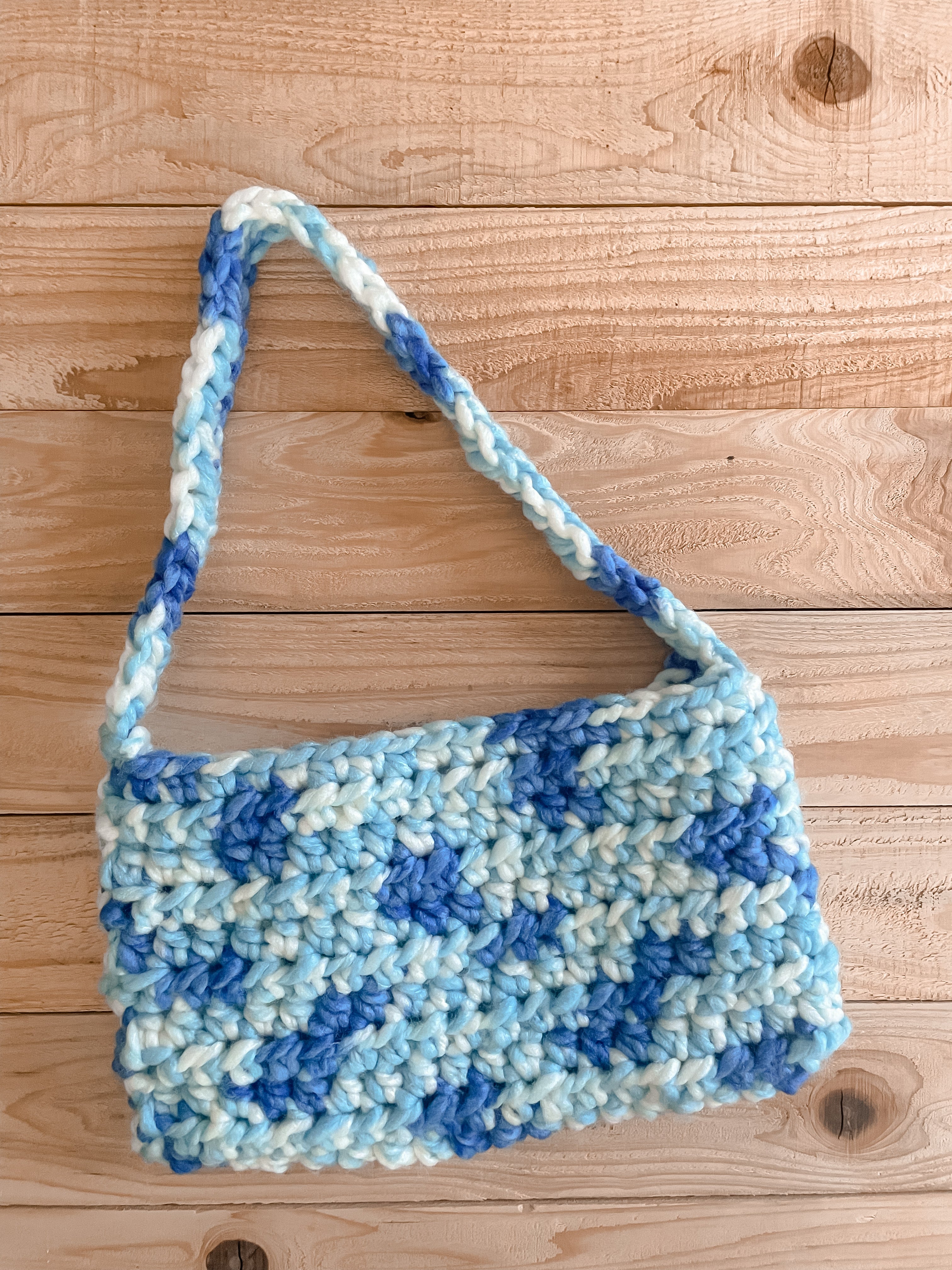 Crochet Shoulder Bag, outlet Classic Round Bag, Trendy Crochet Bag, Small Crossbody Luxury bag, Stylish Bag, Timeless Shoulder Bag, Light Blue Bag